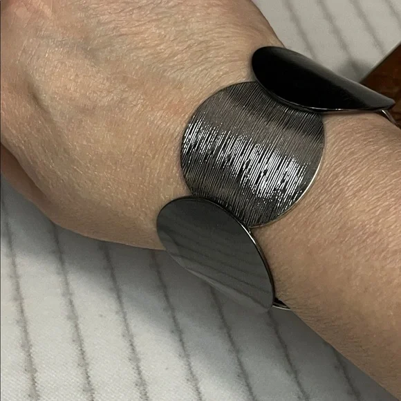 Vintage 2 Tone Metal Disk Panel Elastic Stretch Bracelet - Picture 12 of 13